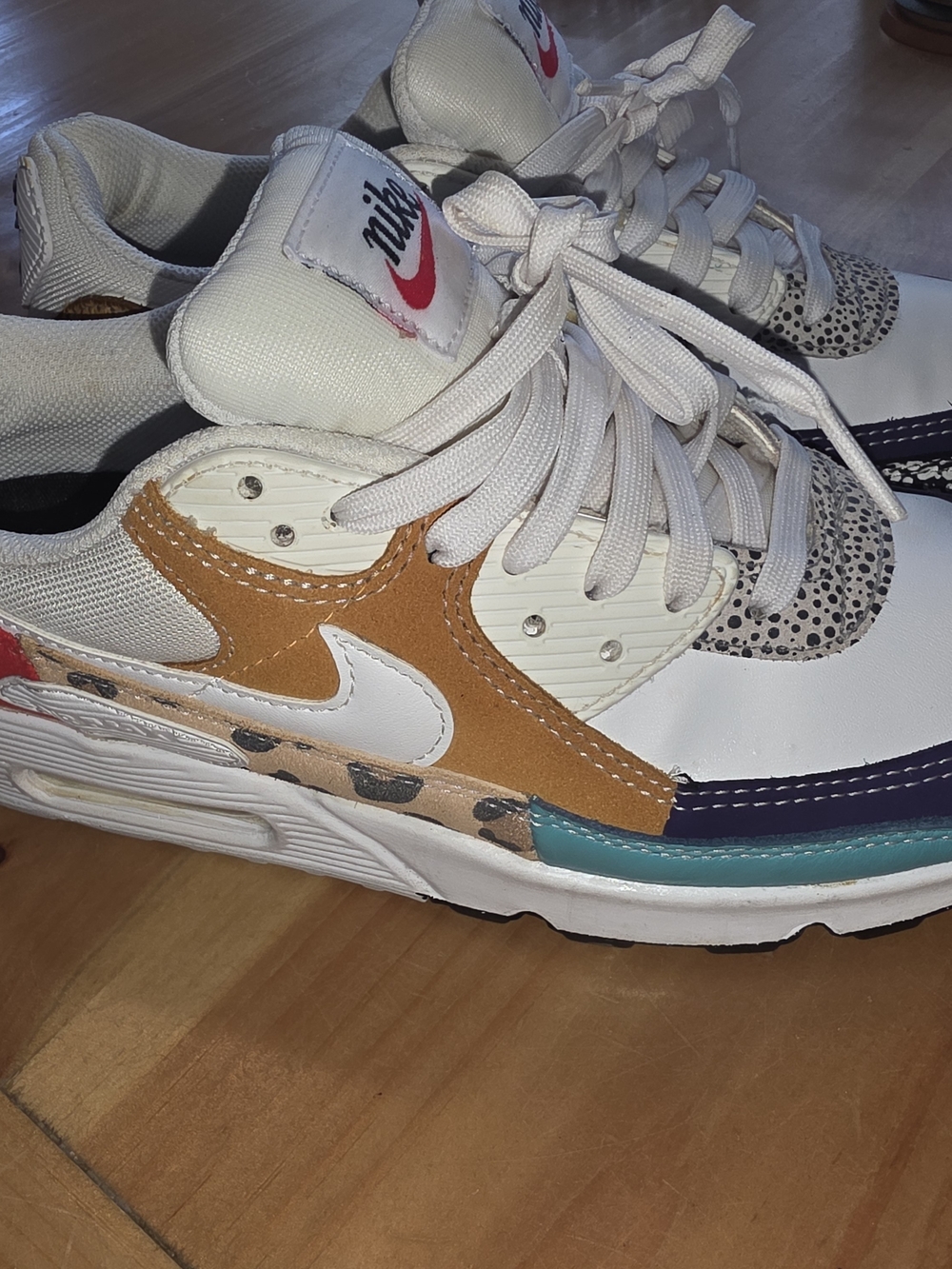 NIKE AIR MAX 90 SE "SAFARI MIX" WOMEN'S Us 9